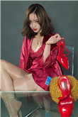 女主及笄和摄政王在亭子里的小说